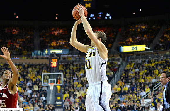 Nik Stauskas (11)