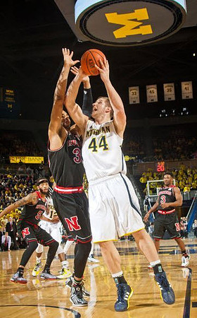 Max Bielfeldt (44) and Muhammad-Ali Abdur-Rahkman (12)