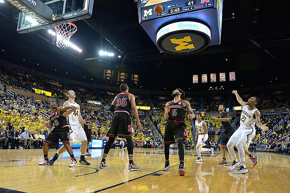Max Bielfeldt (44), Aubrey Dawkins (24), and Zak Irvin (21)