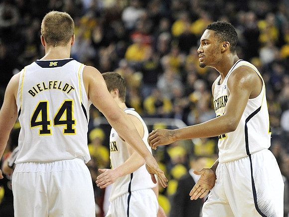 Max Bielfeldt (44), Spike Albrecht (2), and Zak Irvin (21)