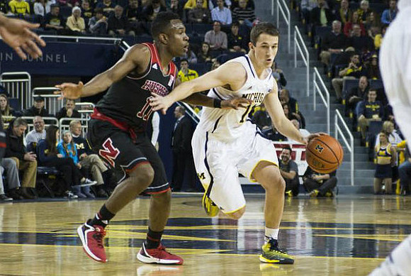 Andrew Dakich (11)