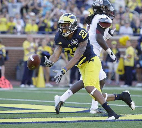 Roy Roundtree (21)