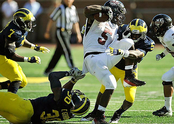 Brandin Hawthorne (7), Thomas Gordon (30), and Courtney Avery (5)