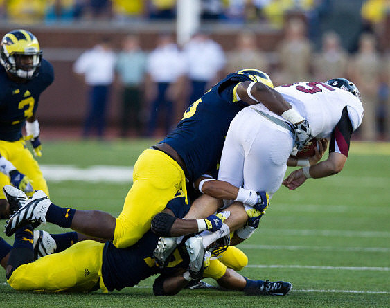 Marvin Robinson (3), Brandin Hawthorne (7), and Quinton Washington (76)
