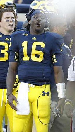Denard Robinson (16)