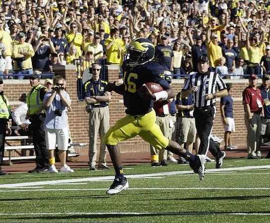 Denard Robinson (16)