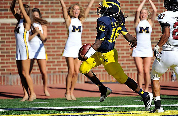 Denard Robinson (16)
