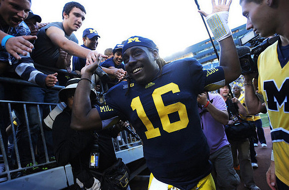 Denard Robinson (16)