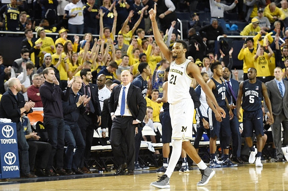 Zak Irvin (21)