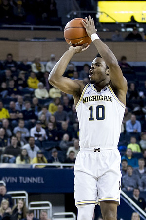 Derrick Walton Jr. (10)