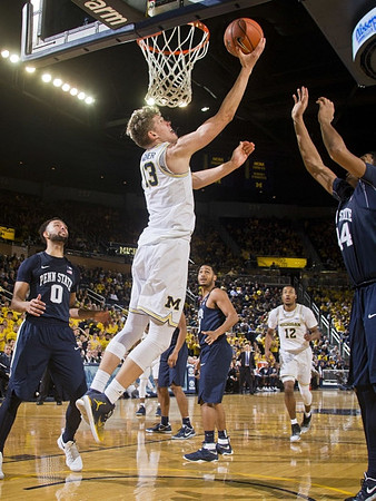 Moritz Wagner (13) and Muhammad-Ali Abdur-Rahkman (12)