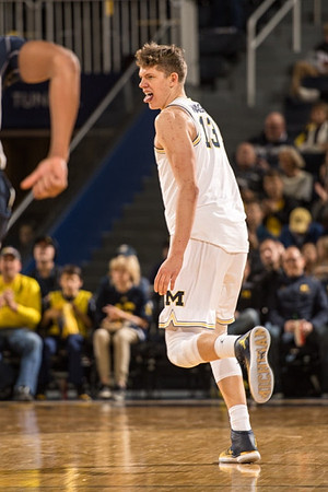 Moritz Wagner (13)