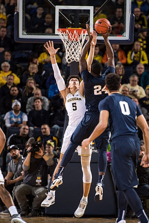 D.J. Wilson (5)