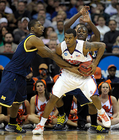 DeShawn Sims (34) and Laval Lucas-Perry (31)