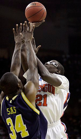 DeShawn Sims (34)