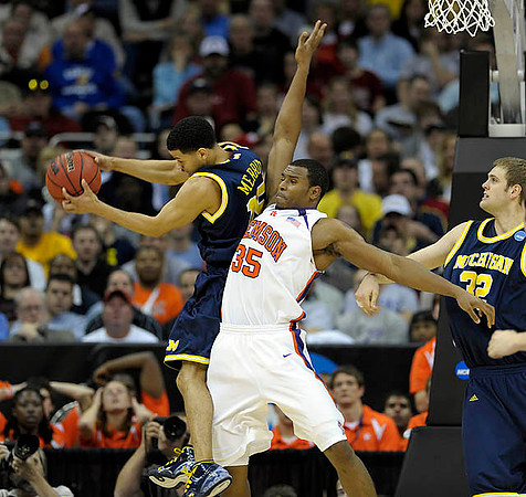 David Merritt (15) and Zack Gibson (32)