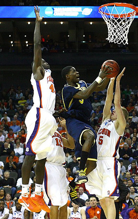 Manny Harris (3)