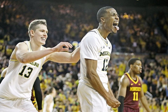 Moritz Wagner (13) and Muhammad-Ali Abdur-Rahkman (12)