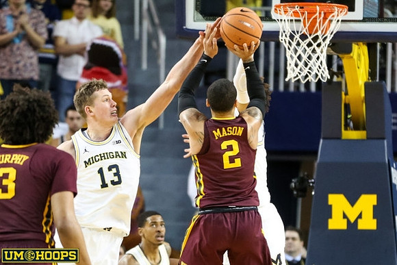 Moritz Wagner (13) and Charles Matthews (1)