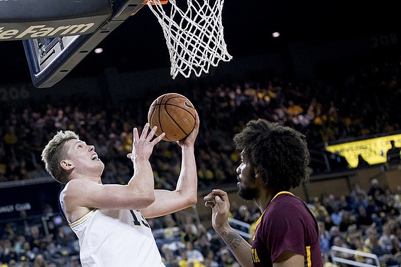 Moritz Wagner (13)