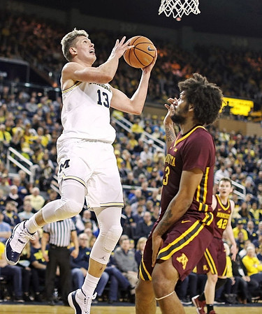 Moritz Wagner (13)
