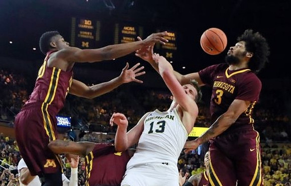 Moritz Wagner (13)