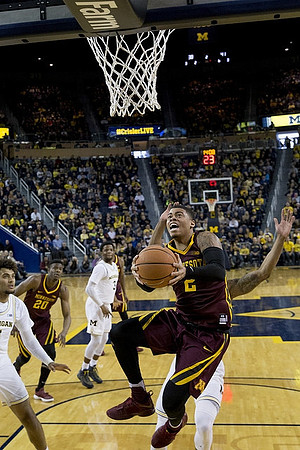 Isaiah Livers (4) and Zavier Simpson (3)