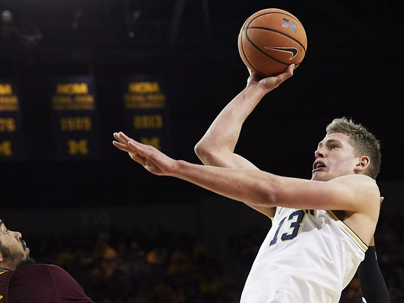 Moritz Wagner (13)