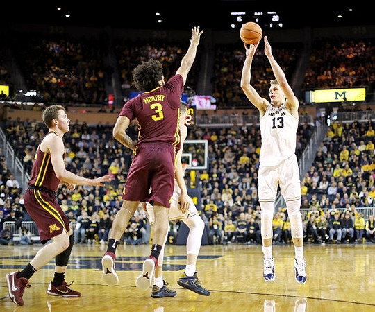 Moritz Wagner (13)