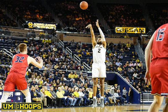 Isaiah Livers (2)