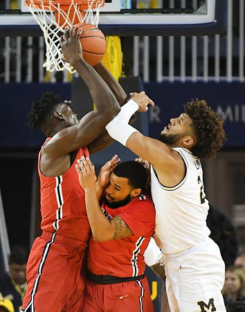 Isaiah Livers (2)