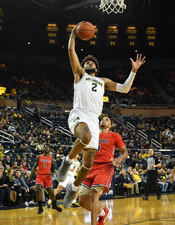 Isaiah Livers (2) and Adrien Nunez (5)