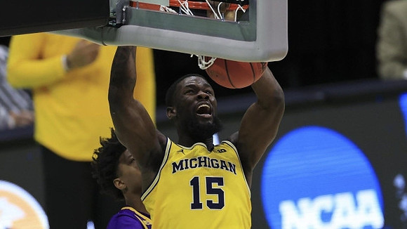 Chaundee Brown Jr. (15)