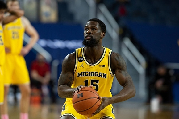 Chaundee Brown Jr. (15)