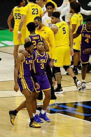Eli Brooks (55), Brandon Johns Jr. (23), Juwan Howard, Terrance Williams II (5), and Mike Smith (12)
