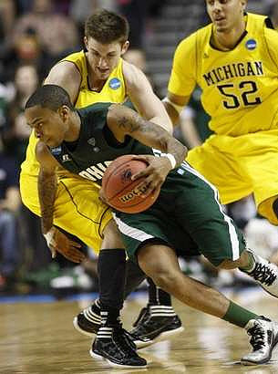 Stu Douglass (1) and Jordan Morgan (52)