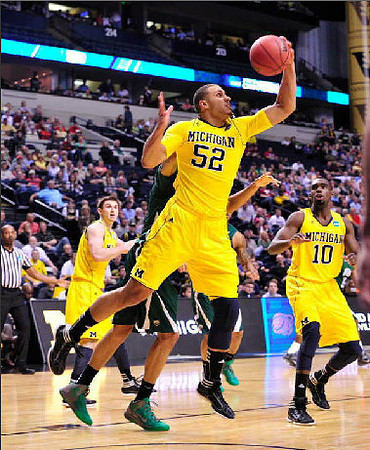 Stu Douglass (1), Jordan Morgan (52), and Tim Hardaway Jr. (10)
