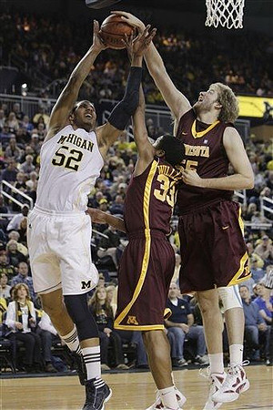 Jordan Morgan (52)