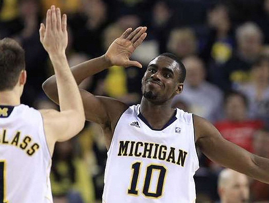 Stu Douglass (1) and Tim Hardaway Jr. (10)