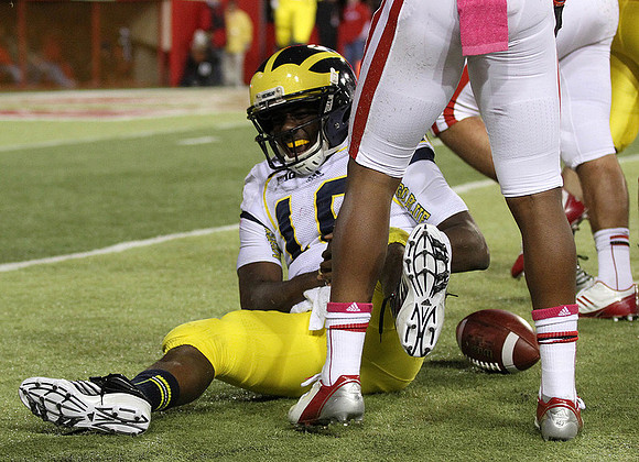 Denard Robinson (16)