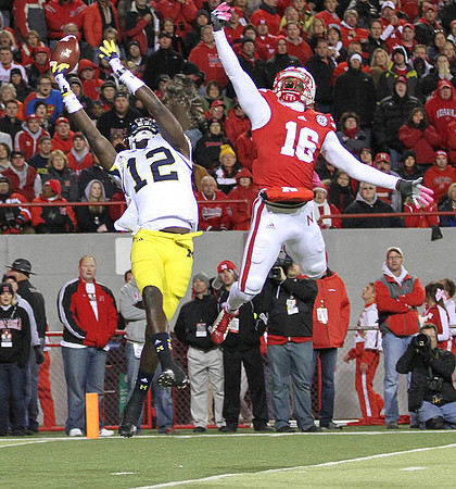 Devin Gardner (12)