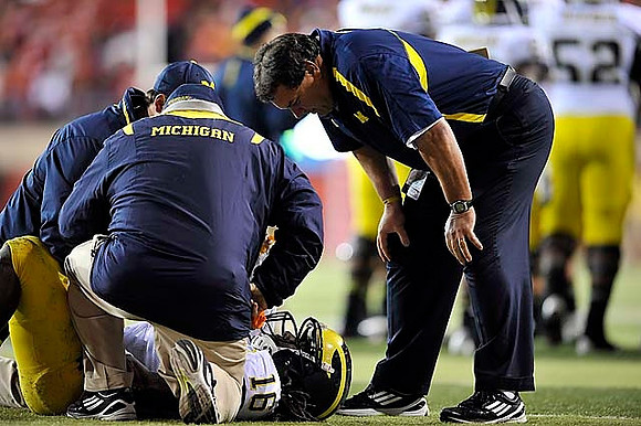 Denard Robinson (16)