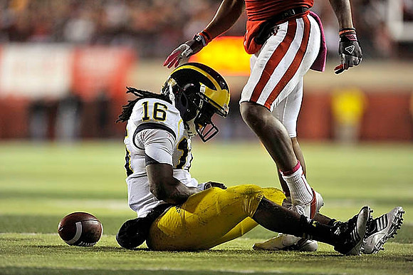Denard Robinson (16)