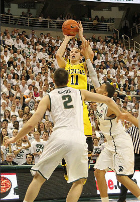 Nik Stauskas (11)