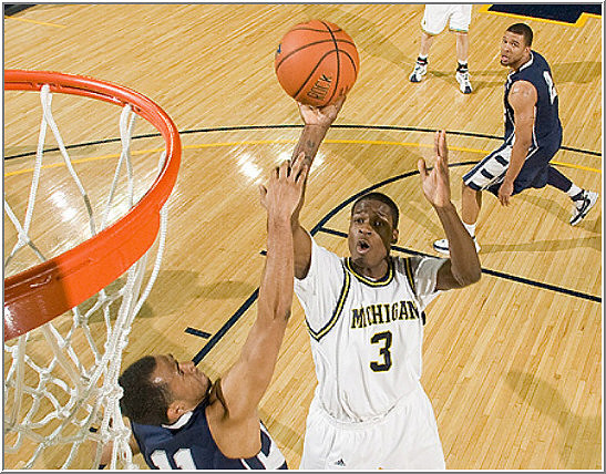 Manny Harris (3)