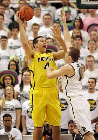 Mitch McGary (4)