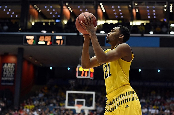 Zak Irvin (21)