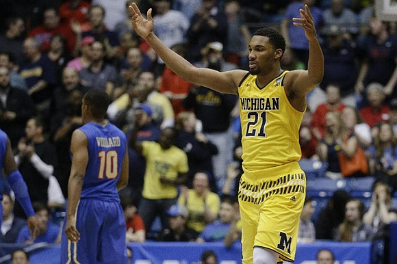 Zak Irvin (21)