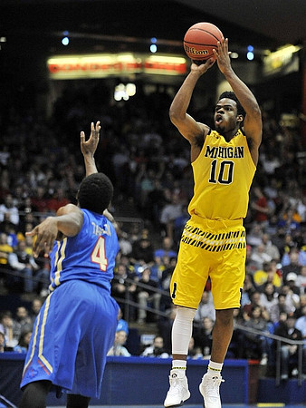 Derrick Walton Jr. (10)