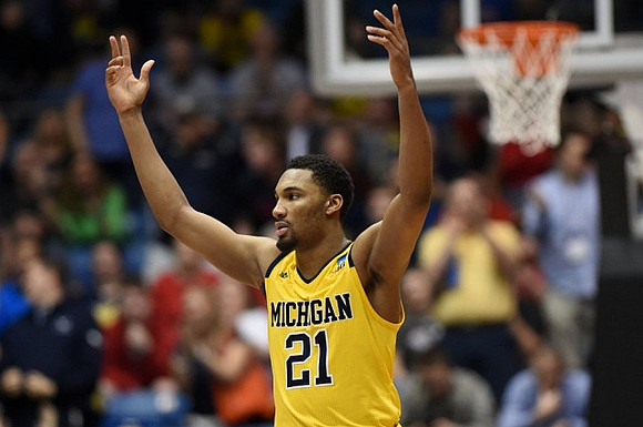 Zak Irvin (21)